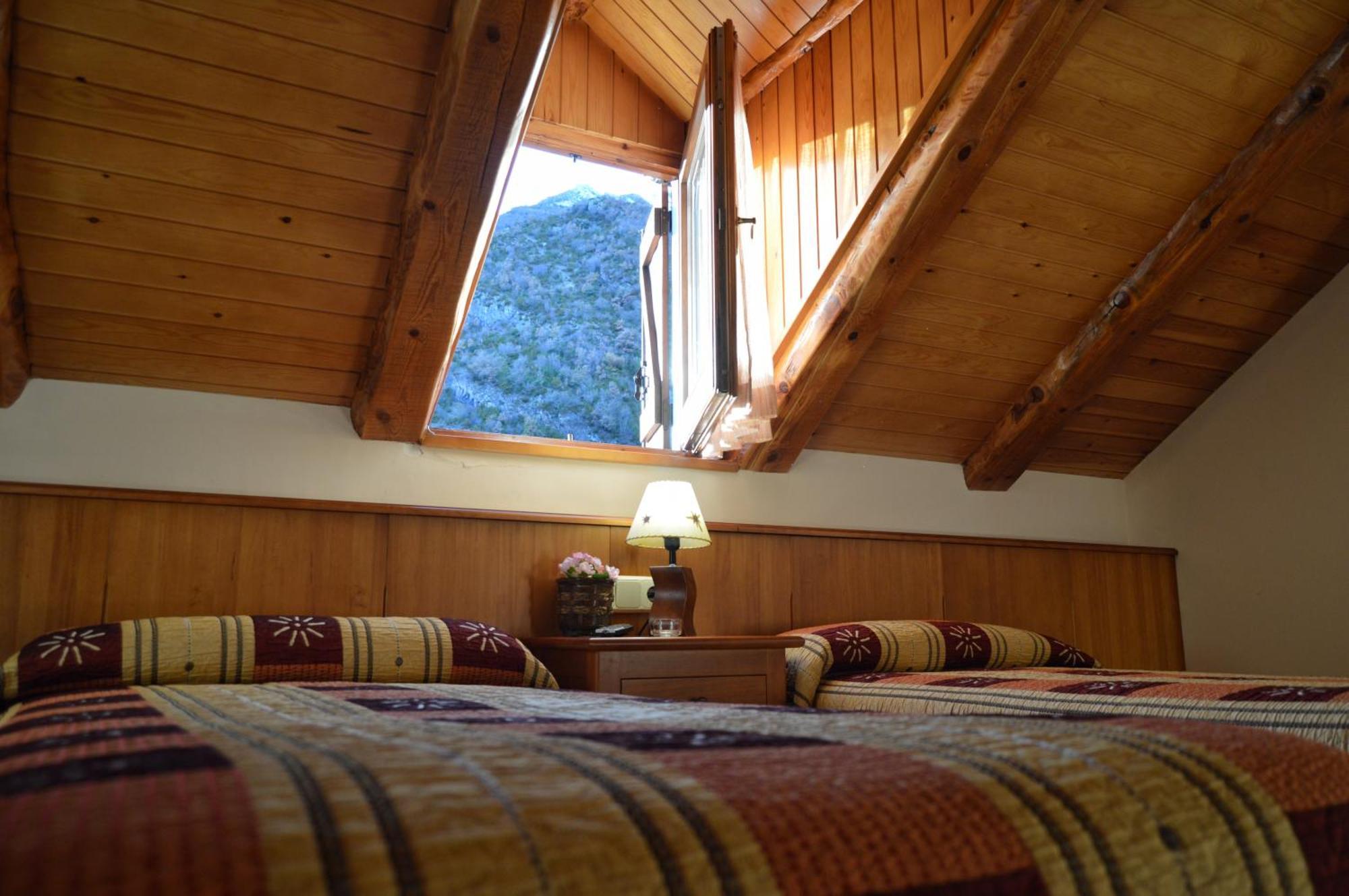 Casa Torellola Cardet Δωμάτιο φωτογραφία